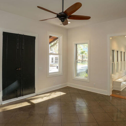 Entry looking into Kitchen eating area